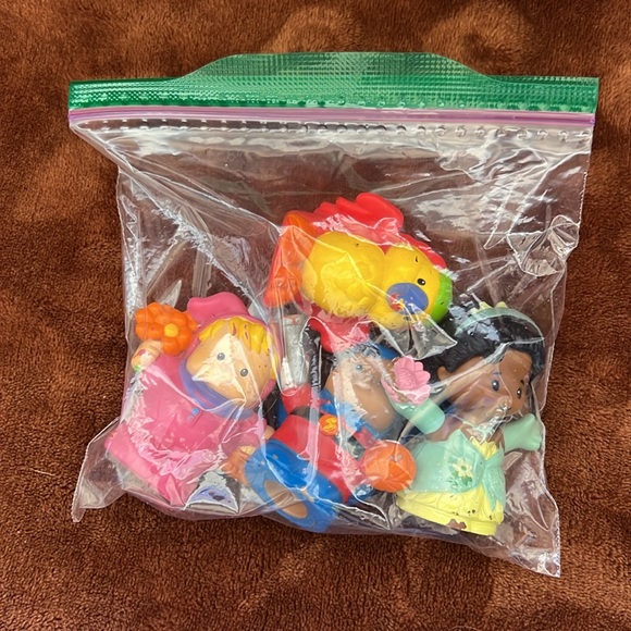 Little People Lot #5 - Picture 5 of 5